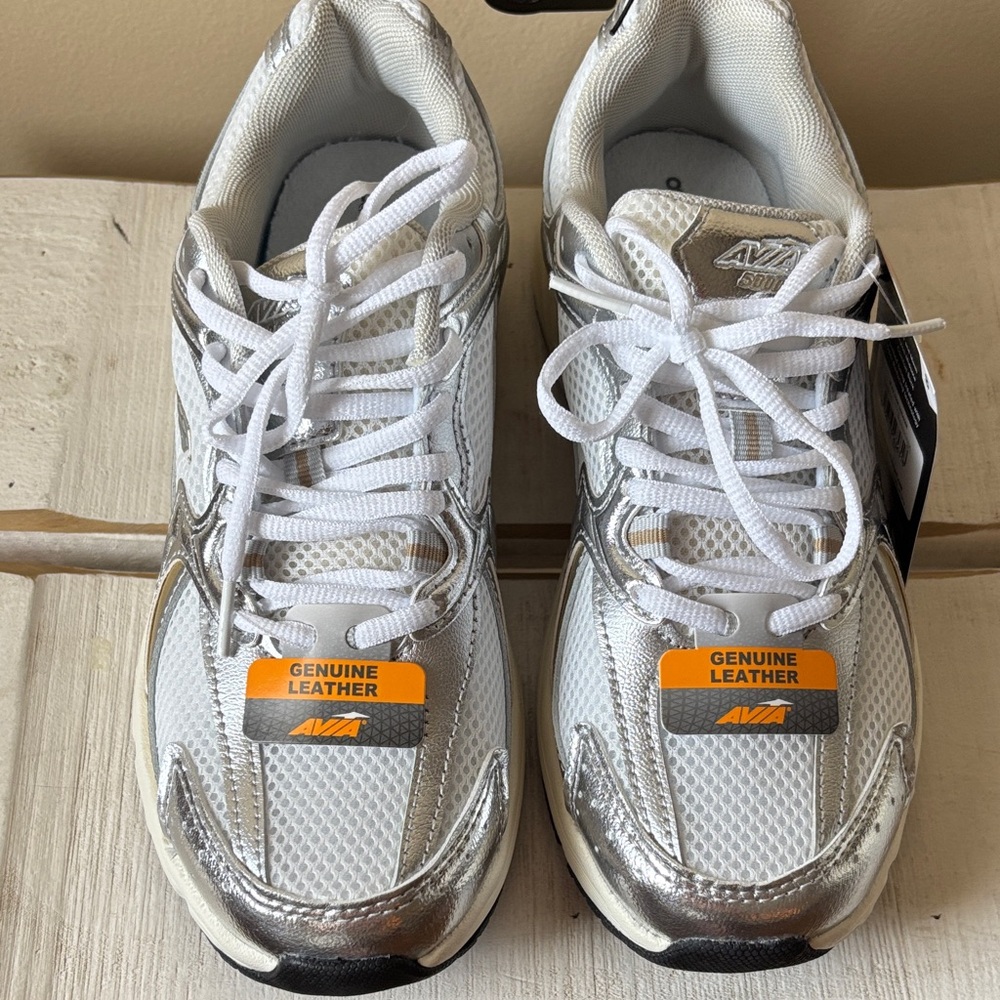 Mixed Metallic Silver, Gold and White Athletic Sneakers (AVIA 5000) - Picture 2 of 6
